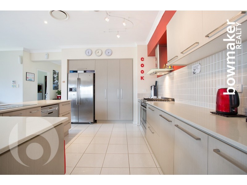 8 Kangaroo Street, North Lakes QLD 4509