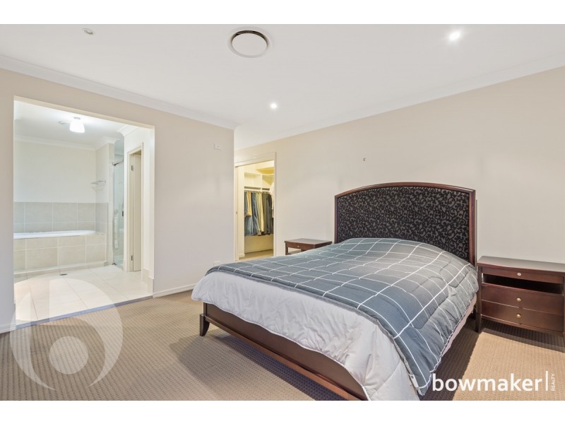 42 Nicklaus Parade, North Lakes QLD 4509