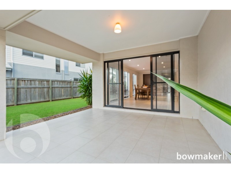 42 Nicklaus Parade, North Lakes QLD 4509