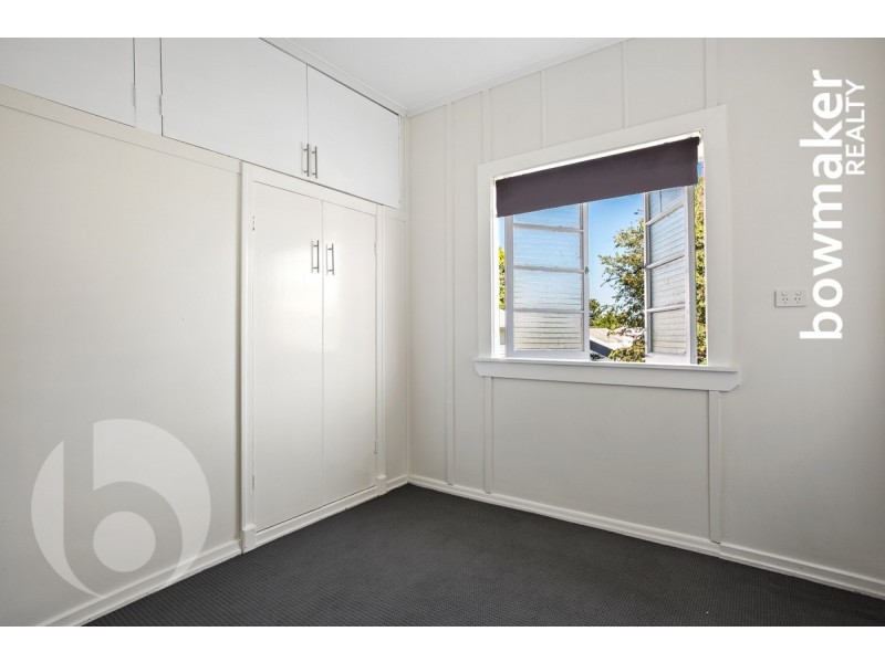 15 Griffith Road, Scarborough QLD 4020