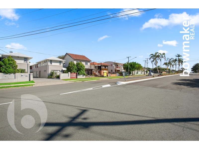 15 Griffith Road, Scarborough QLD 4020