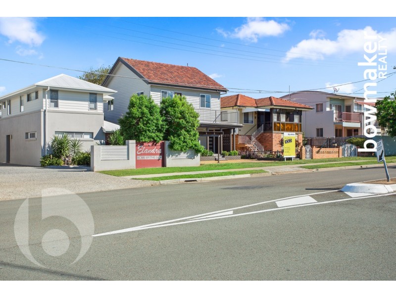 15 Griffith Road, Scarborough QLD 4020