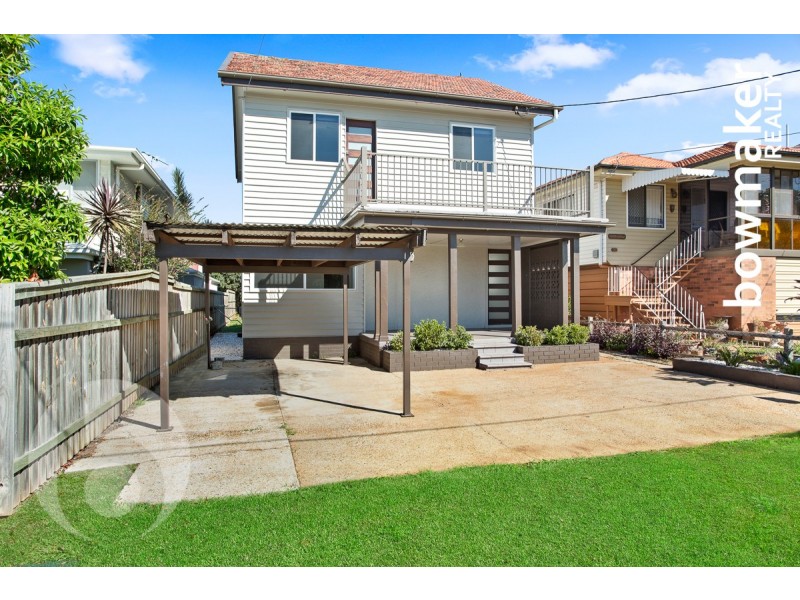 15 Griffith Road, Scarborough QLD 4020