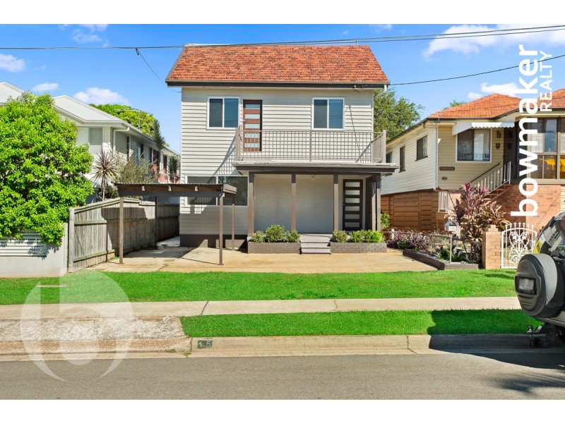 15 Griffith Road, Scarborough QLD 4020