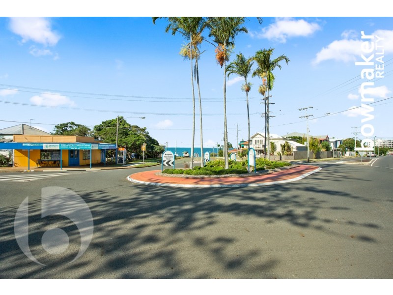 15 Griffith Road, Scarborough QLD 4020