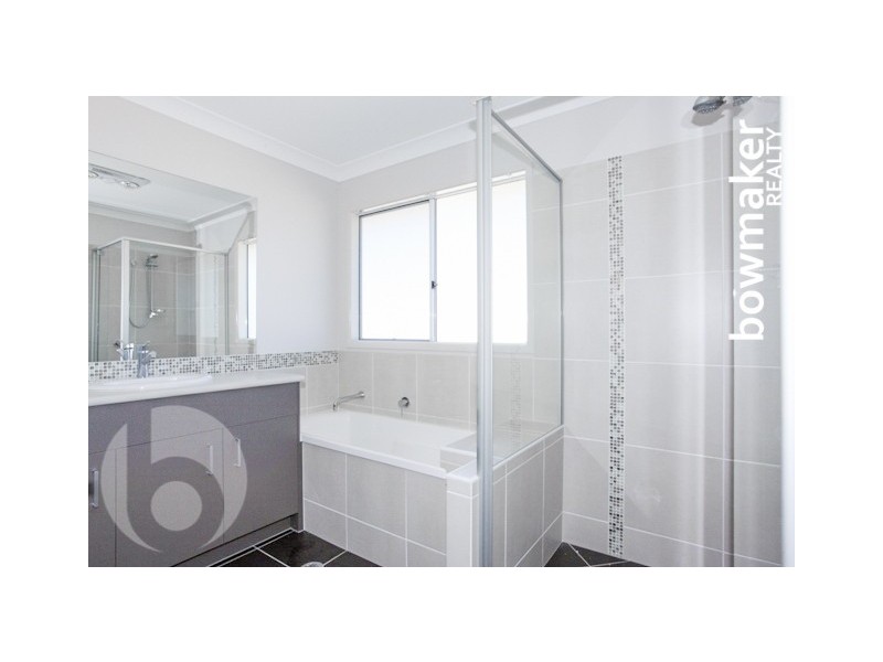 14 Hartley Crescent, North Lakes QLD 4509