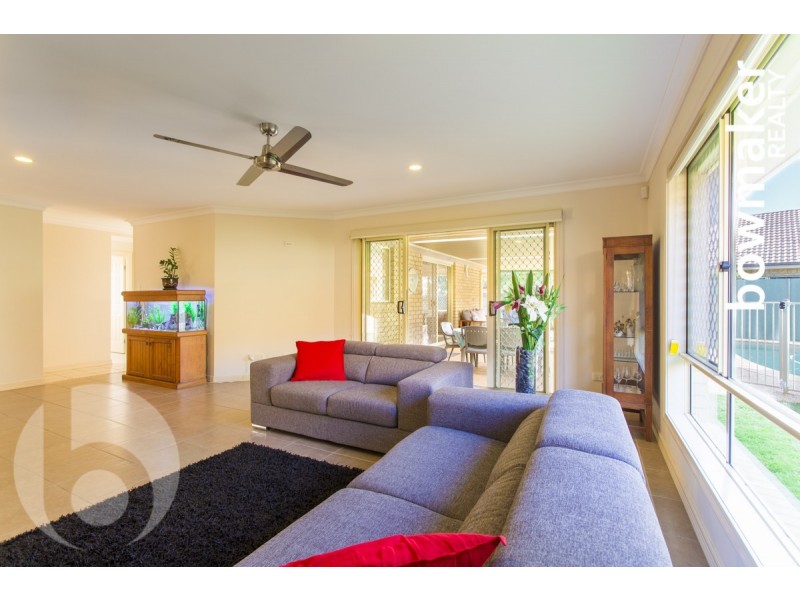 15 Willandra Parade, North Lakes QLD 4509