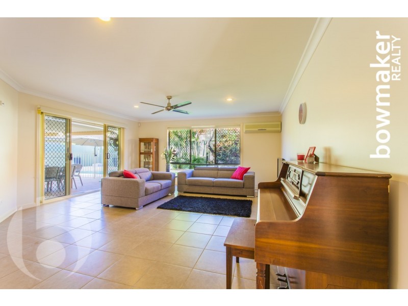 15 Willandra Parade, North Lakes QLD 4509