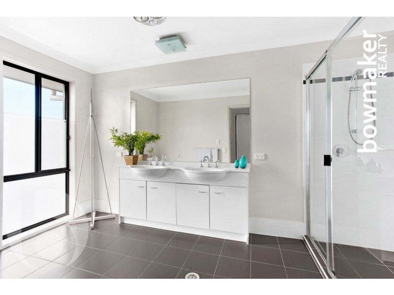52 Sunstone Circuit, Mango Hill QLD 4509