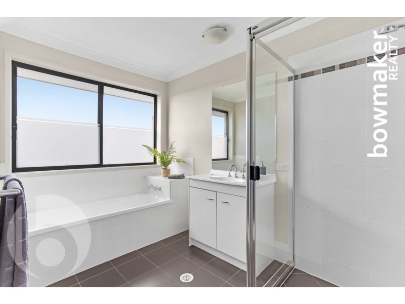 52 Sunstone Circuit, Mango Hill QLD 4509