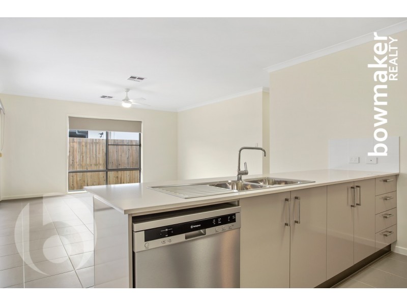 83 Ravensbourne Crescent, North Lakes QLD 4509