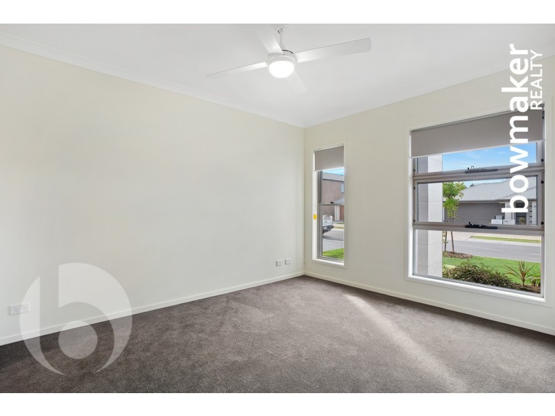 83 Ravensbourne Crescent, North Lakes QLD 4509