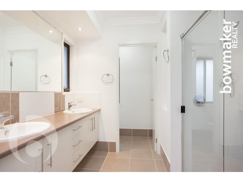 3 Lester Place, North Lakes QLD 4509