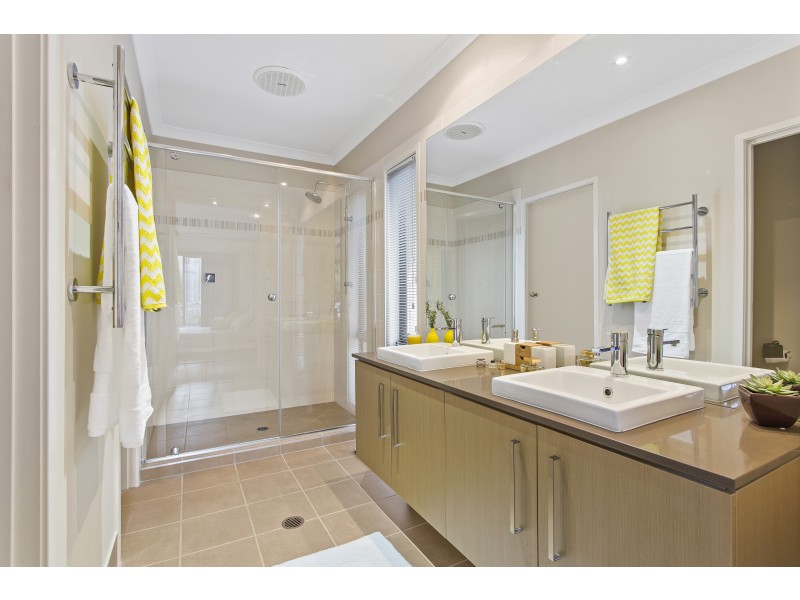 15 Lytham Circuit, North Lakes QLD 4509