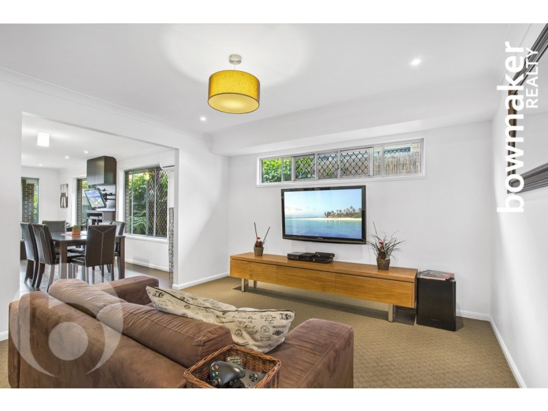 13 Chrysler Parade, North Lakes QLD 4509