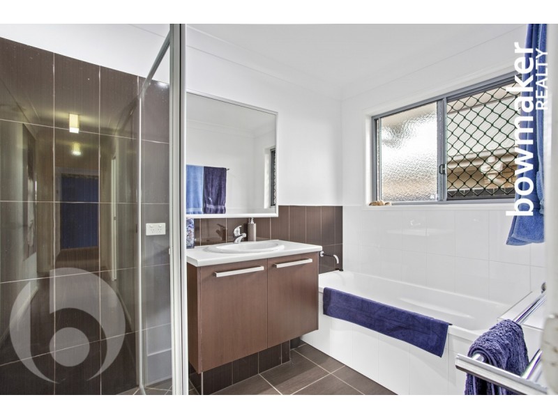 13 Chrysler Parade, North Lakes QLD 4509