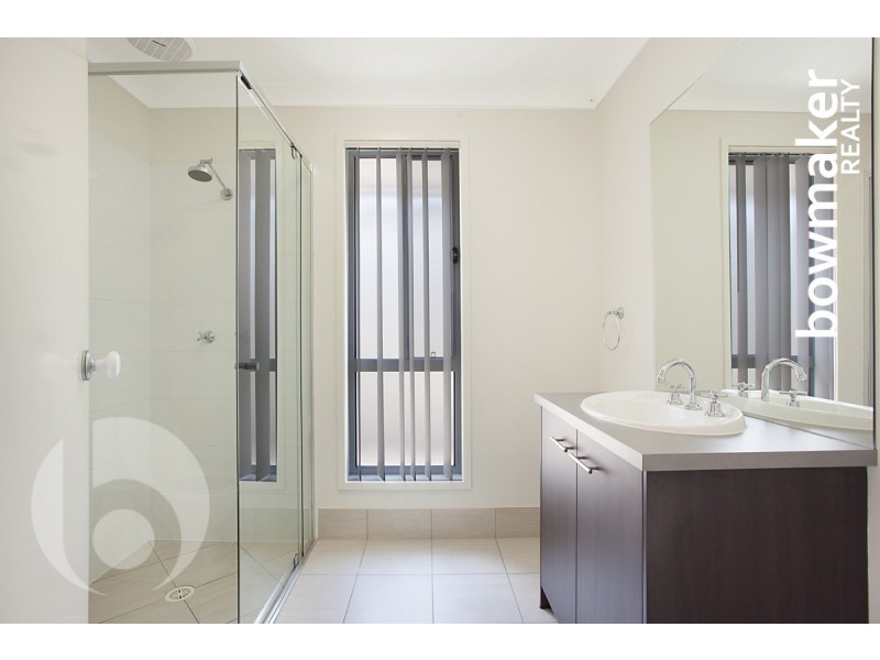 5 Fairy Wren Circuit, Dakabin QLD 4503