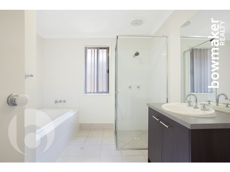 5 Fairy Wren Circuit, Dakabin QLD 4503