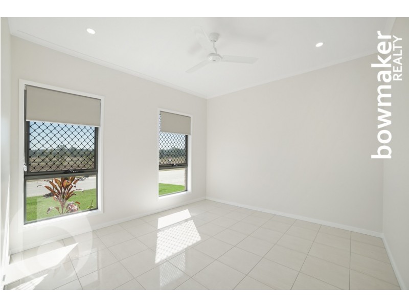 33 Oxbow Crescent, Lawnton QLD 4501