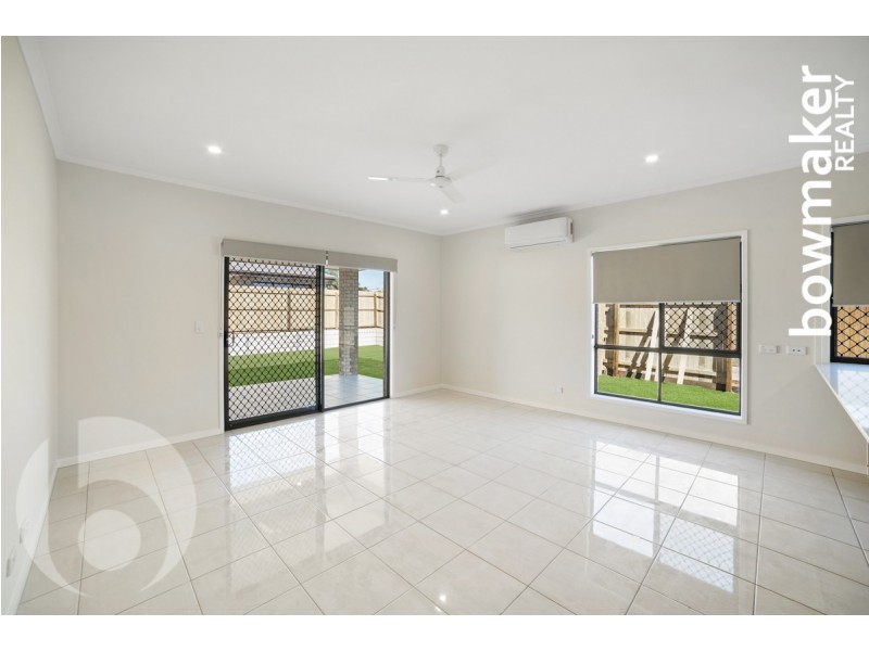 33 Oxbow Crescent, Lawnton QLD 4501