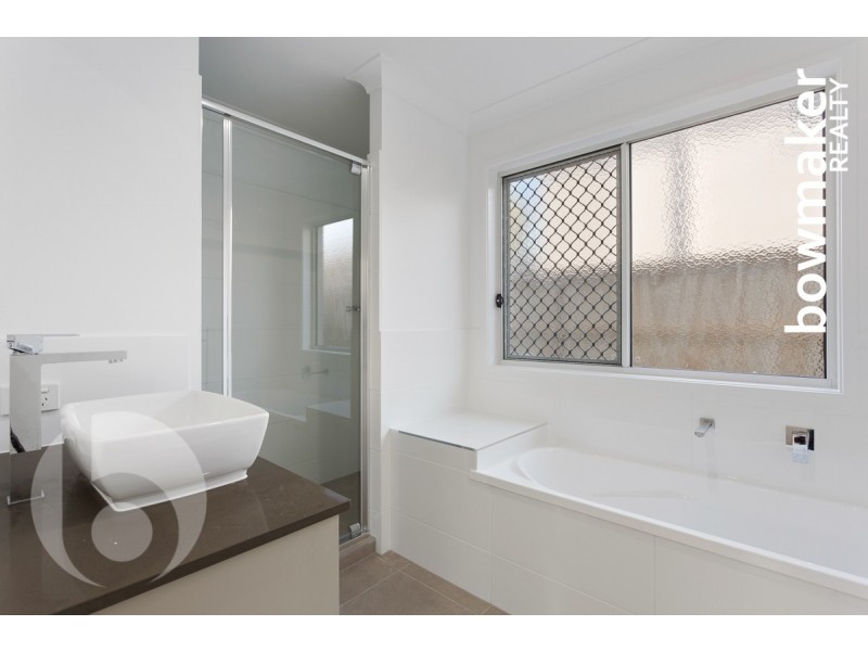 8 Cullen Court, North Lakes QLD 4509