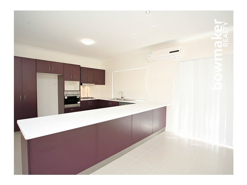 15 Rawlins Crescent, North Lakes QLD 4509