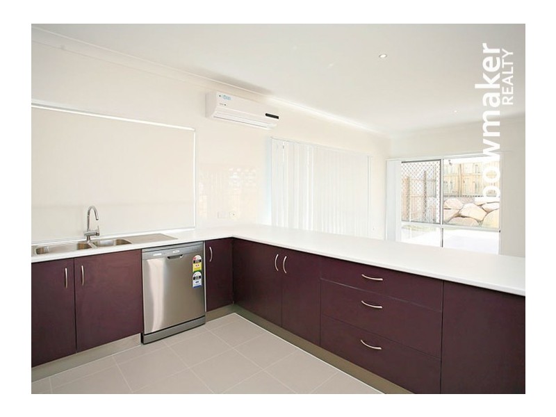 15 Rawlins Crescent, North Lakes QLD 4509