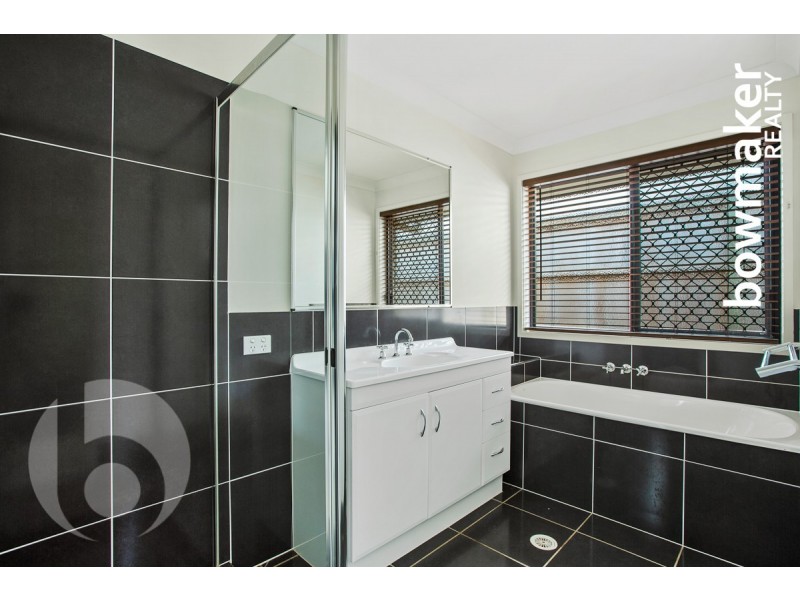 7 Madison Avenue, North Lakes QLD 4509