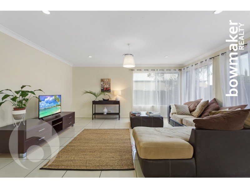 27 Grebe Circuit, North Lakes QLD 4509