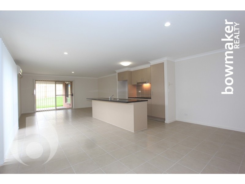 60 Mackintosh Drive, North Lakes QLD 4509