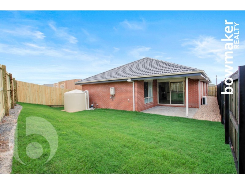 60 Mackintosh Drive, North Lakes QLD 4509