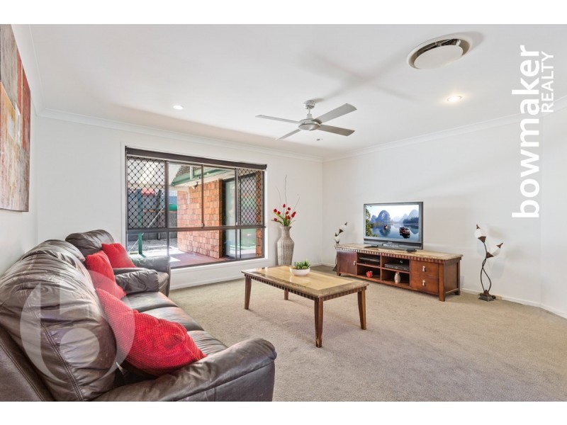 9 Chilton Crescent, North Lakes QLD 4509
