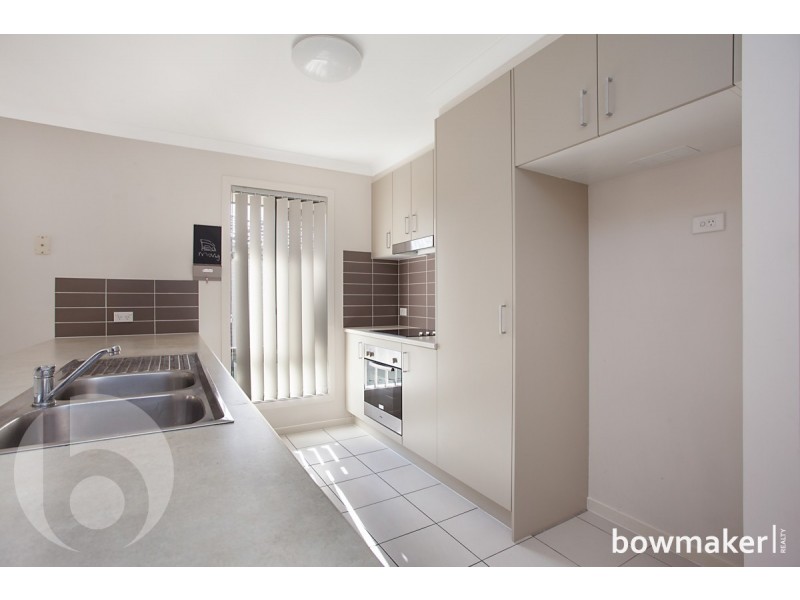5 Williams Crescent, North Lakes QLD 4509