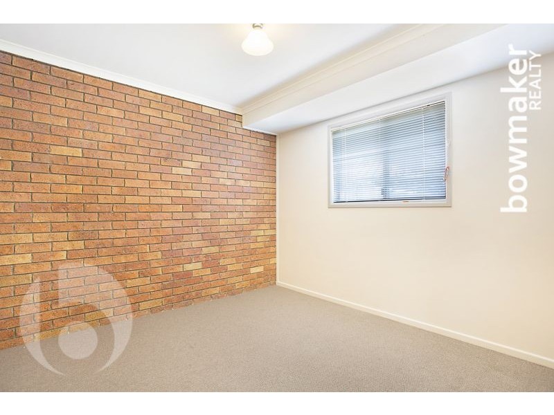 2/4 Manley Street, Caboolture QLD 4510