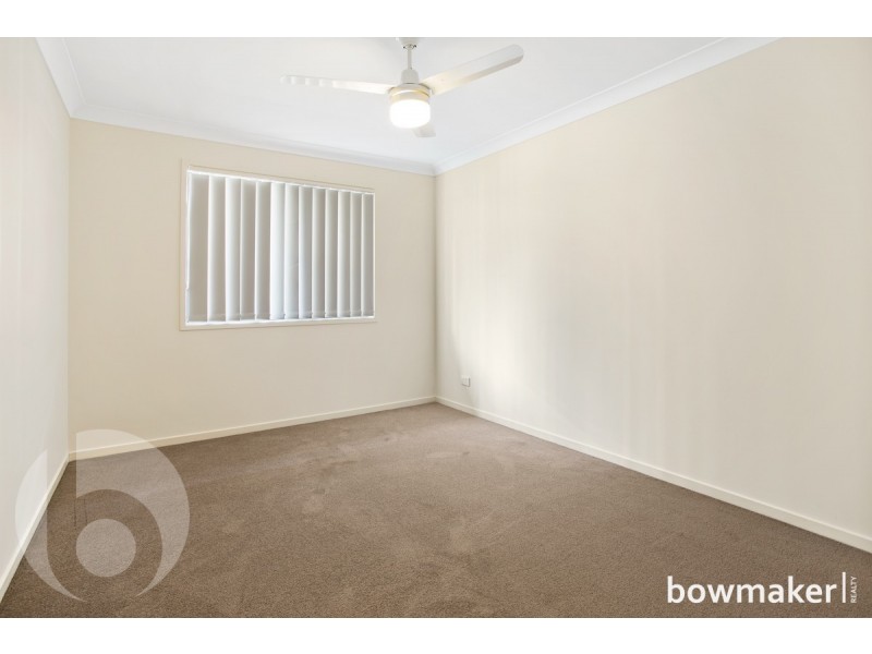 25 Dunes Crescent, North Lakes QLD 4509