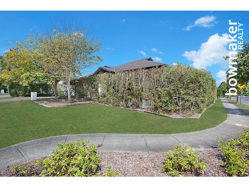 33 Dotterel Crescent, North Lakes QLD 4509