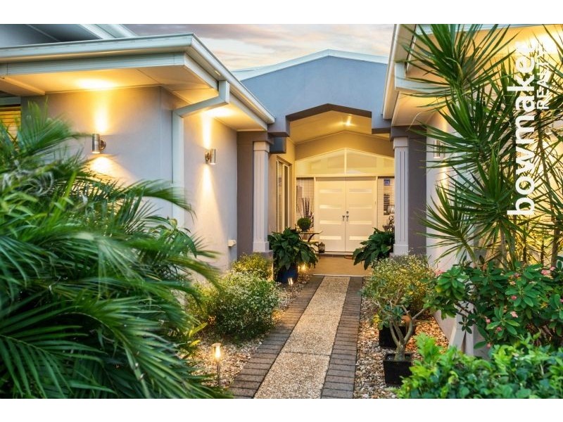 18 Thomson Close, North Lakes QLD 4509
