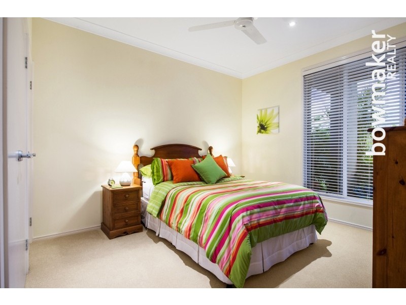 18 Thomson Close, North Lakes QLD 4509