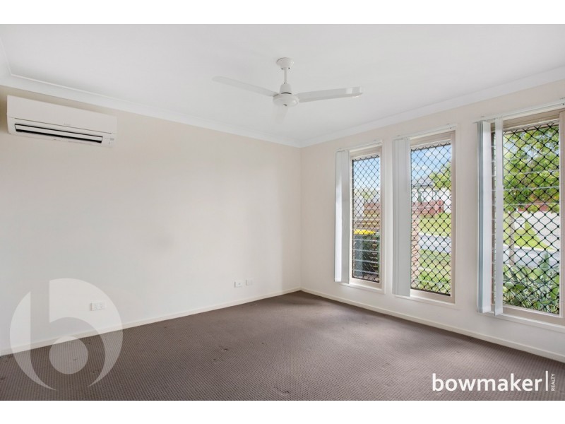 4 Kingfisher Street, Dakabin QLD 4503