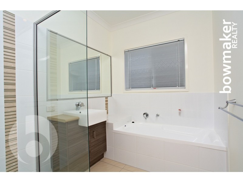 1 Mulgara Court, North Lakes QLD 4509