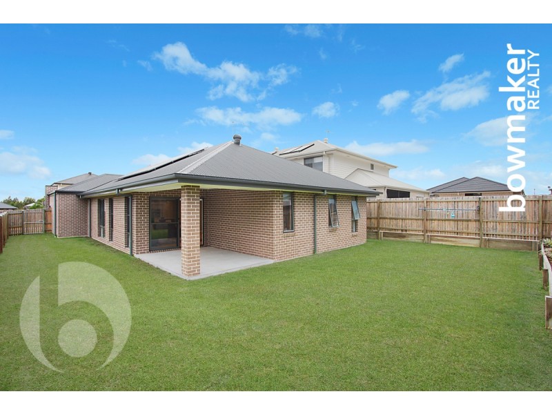21 Edmund Circuit, North Lakes QLD 4509