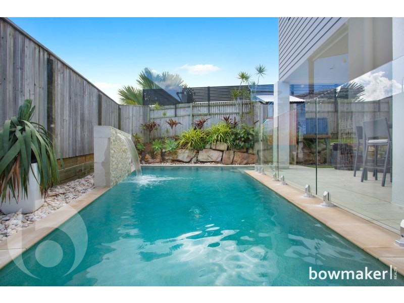 1 Trump Circuit, North Lakes QLD 4509