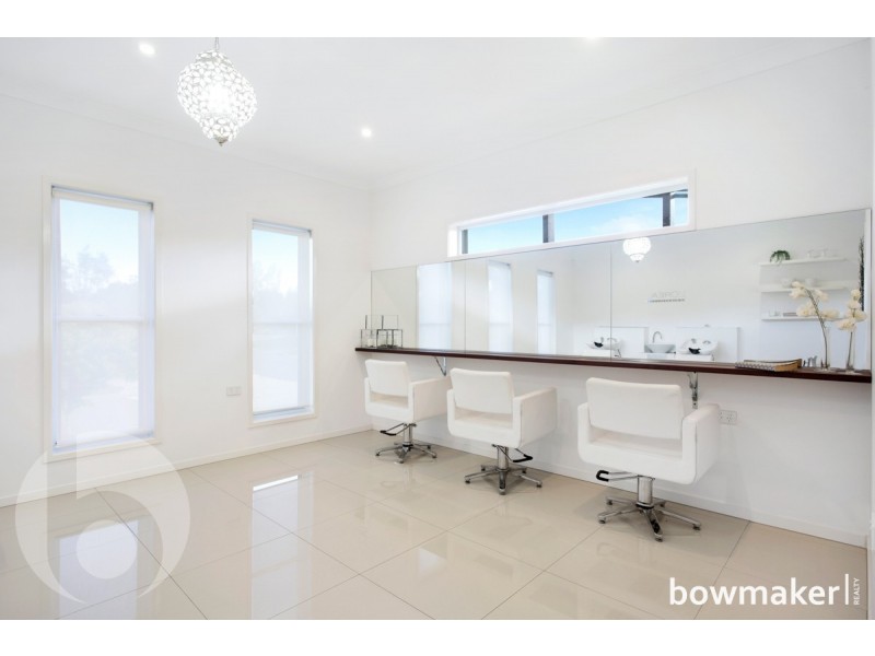 1 Trump Circuit, North Lakes QLD 4509