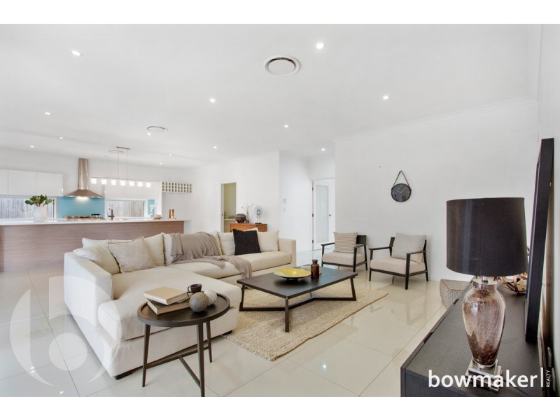 1 Trump Circuit, North Lakes QLD 4509