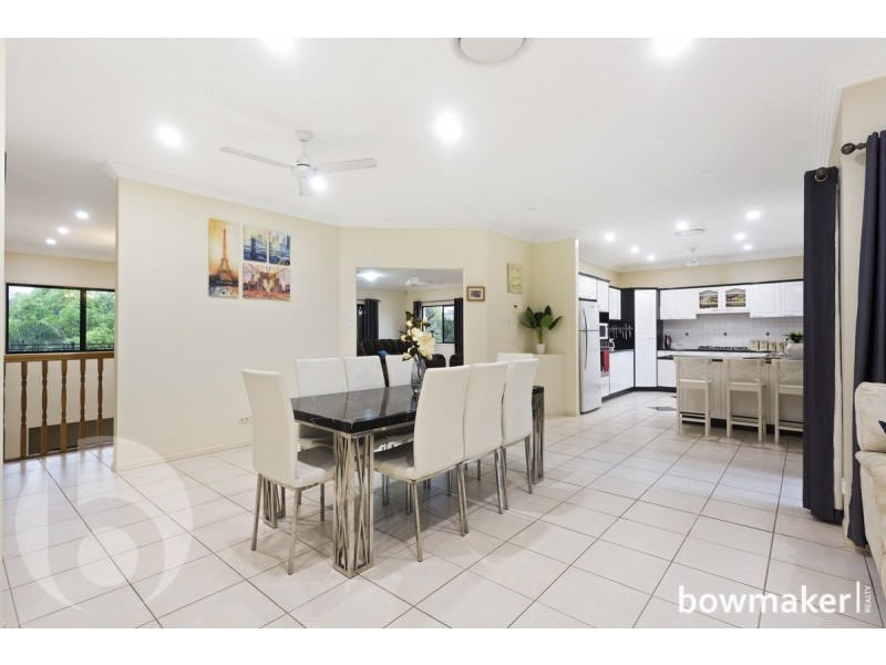 22 Lochside Drive, North Lakes QLD 4509