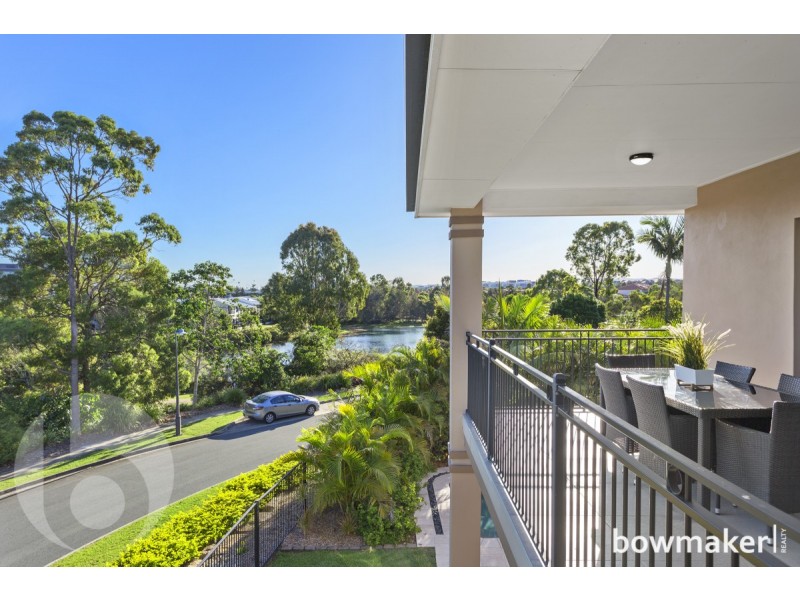 22 Lochside Drive, North Lakes QLD 4509