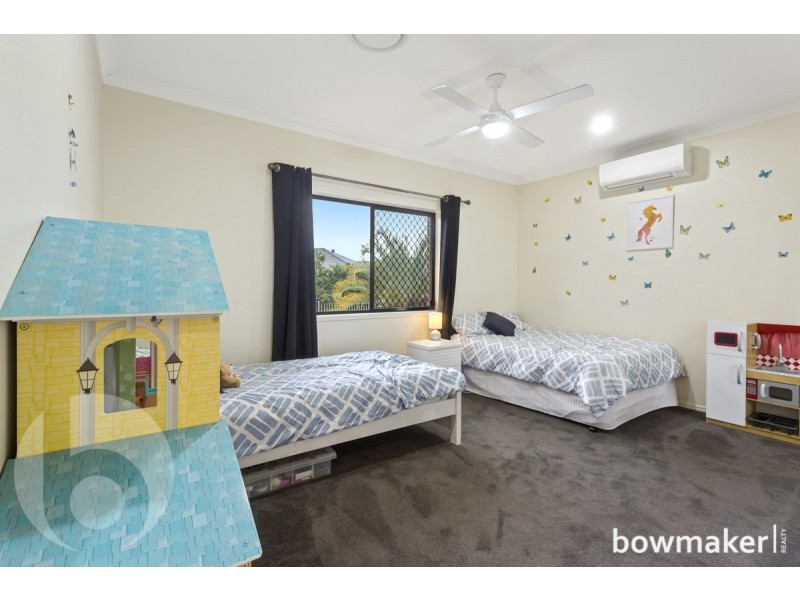 22 Lochside Drive, North Lakes QLD 4509