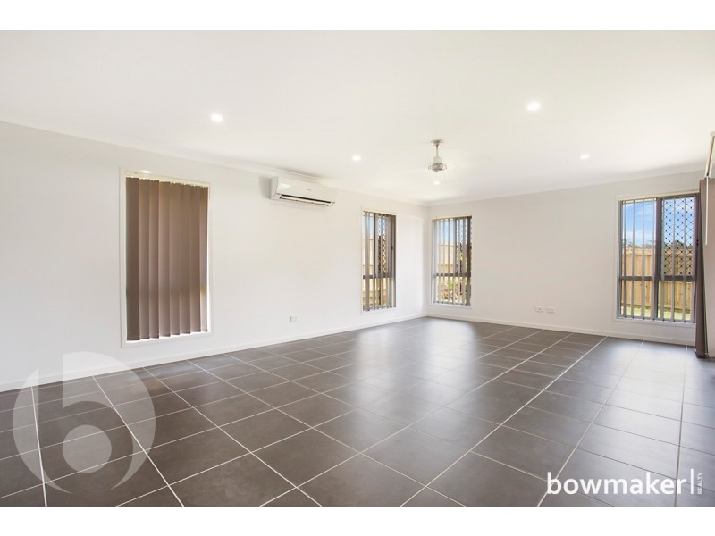 11 Lemongrass Circuit, Griffin QLD 4503