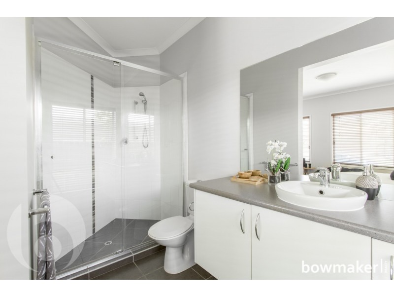 19 Wallaroo Cct, North Lakes QLD 4509