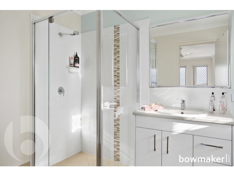 48 Braxlaw Crescent, Dakabin QLD 4503